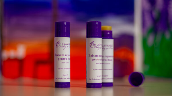 Balsam pentru buze - imagine 3